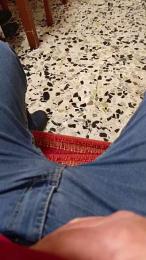 Brutuss webcam model stream image