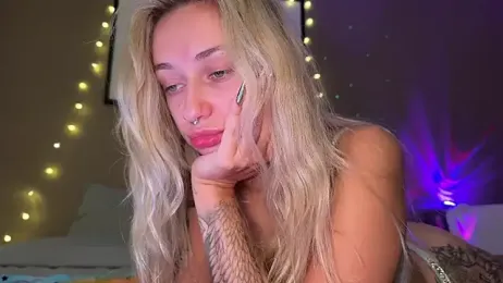 _Kiss_me_hard_ webcam model stream image