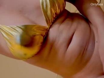 thippy69 webcam model stream image