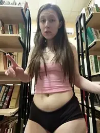 FroggyAnna webcam stripchat model stream image