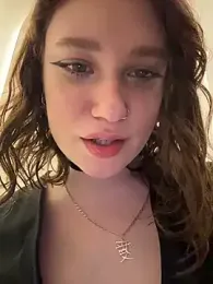 lucy-joy webcam model stream image