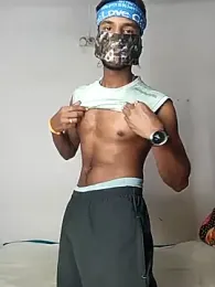 Robin681 webcam model stream image
