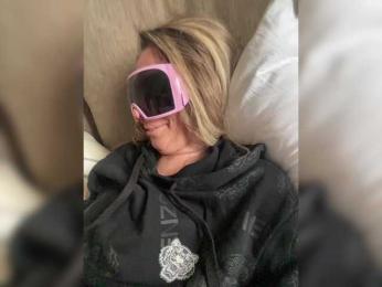 blondalina webcam bongacams model stream image