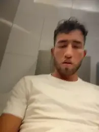 liam_bronw webcam stripchat model stream image