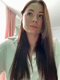 dreams4u webcam stripchat model stream image