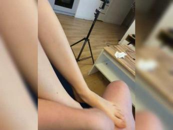 Tvoi-kumiry webcam model stream image