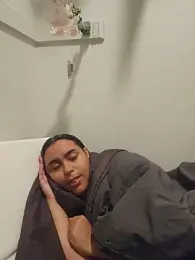 cinnaminnie webcam stripchat model stream image