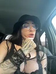 nika_fendi webcam model stream image