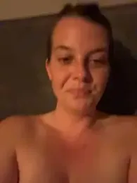 newMichelle webcam model stream image