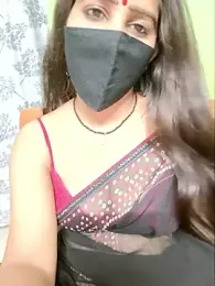 SareeQween143 webcam stripchat model stream image