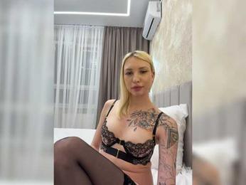 Cristi-Candy webcam bongacams model stream image