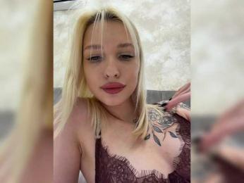 Cristi-Candy webcam bongacams model stream image