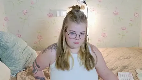 sinnamon_ webcam model stream image