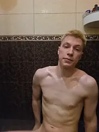 -ethan7inches- webcam model stream image