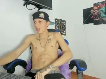 Yherferson_45 webcam model stream image