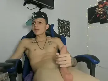 Yherferson_45 webcam model stream image