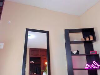 Kate Cook webcam model stream image