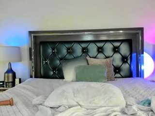 mandykay webcam model stream image