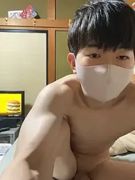 MARON_fg webcam model stream image