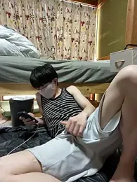 MARON_fg webcam model stream image