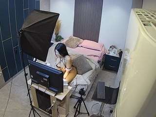voyeurcam-casa-salsa-bedroom-8 webcam model stream image