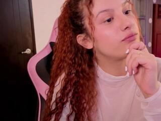 Emma Fiore webcam flirt4free model stream image