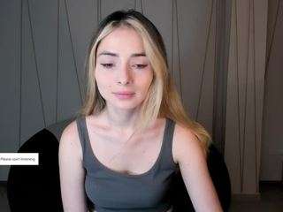 staceywood webcam model stream image