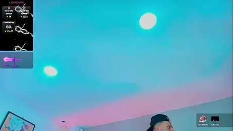 Valentiinoss webcam model stream image