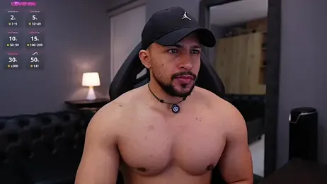 LoganMartinX webcam model stream image