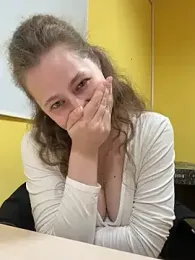 AsynaYuuki webcam model stream image