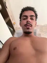 menoquarenta webcam model stream image