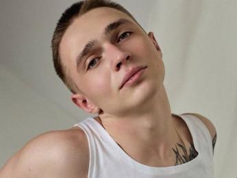 LeoMiler webcam livejasmin model stream image