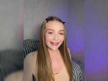MILEDIUM webcam bongacams model stream image