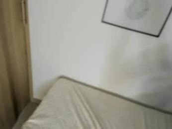 abigail_w webcam model stream image