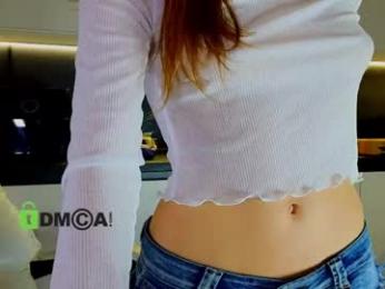 crazzy_cherry webcam model stream image