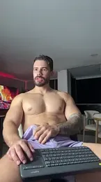Valenthino_Salvatore webcam stripchat model stream image