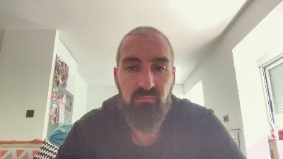 v1c70r1985 webcam cam4 model stream image