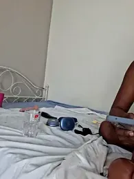 Kamdollie webcam model stream image