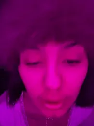 Abrildqquino webcam stripchat model stream image