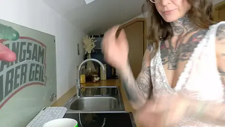 BrownieyQueen webcam stripchat model stream image