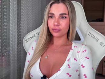 AlexaS_ webcam model stream image