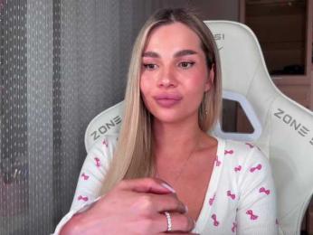 AlexaS_ webcam model stream image