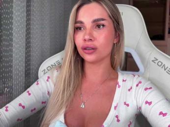 AlexaS_ webcam model stream image