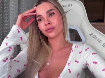 AlexaS_ webcam model stream image