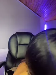 Sofia18_pinkk webcam model stream image