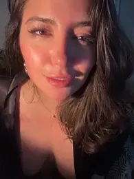 sukhakunis1 webcam model stream image