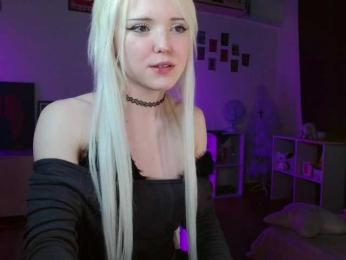 EvianLui webcam model stream image