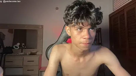 OopsAgain_ webcam model stream image