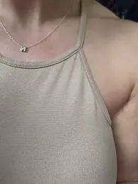 LukeLouHarvey webcam model stream image