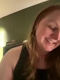 GingerSnap33 webcam model stream image